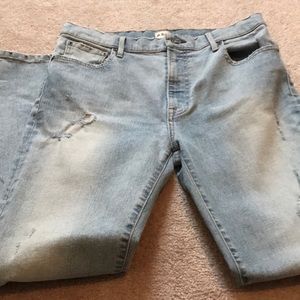 Able light wash distressed jeans size 30